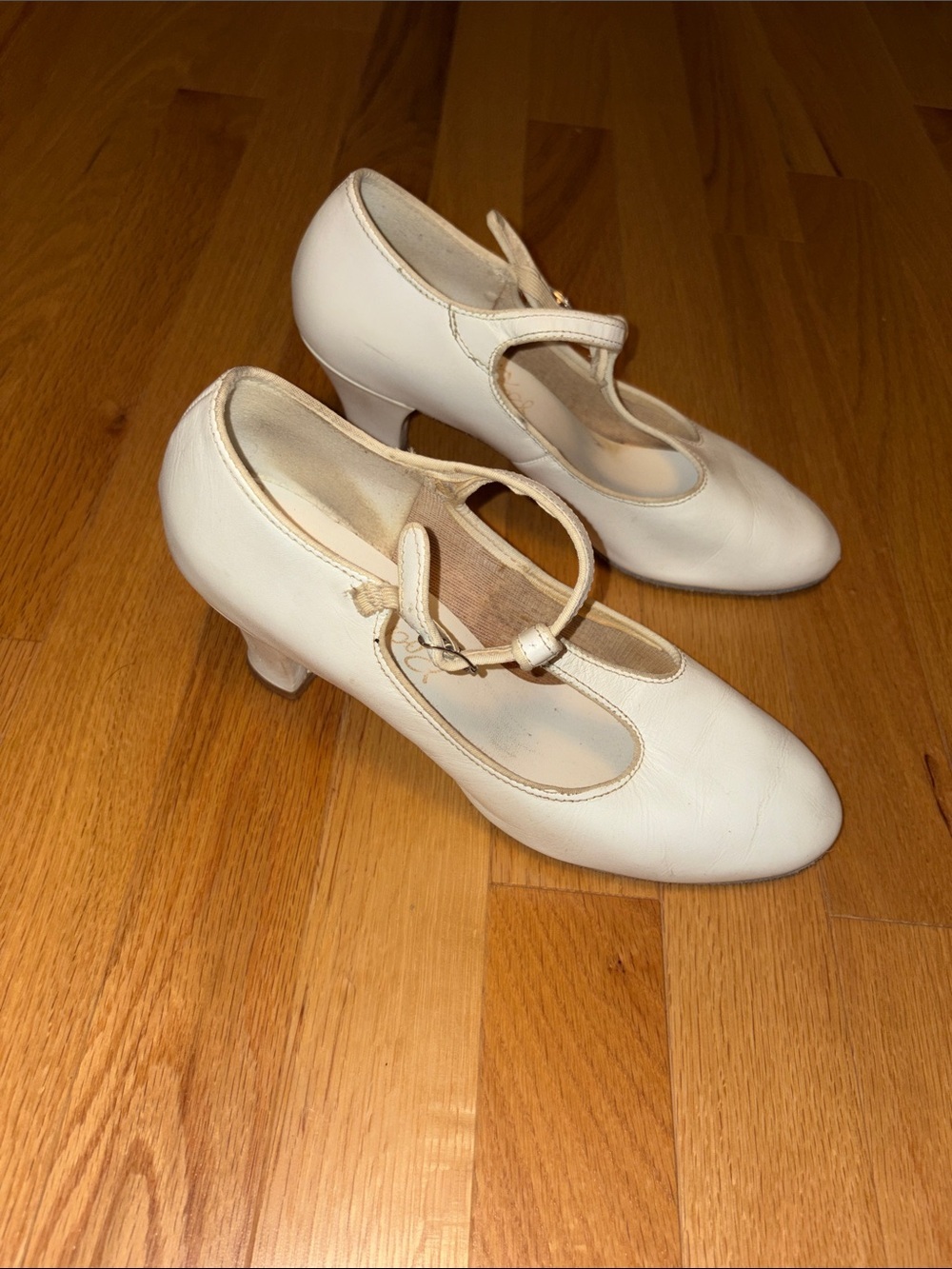 White T-Strap Mary Jane Heels - Picture 7 of 7